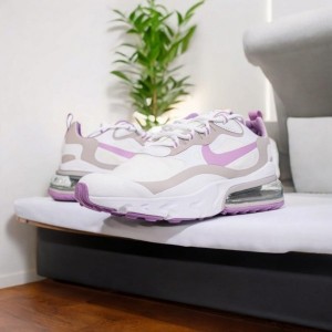 N ike Air Max 270 React Fuchsia Fire pink For Girls