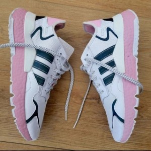 nite jogger boost wmns cloud white true pink