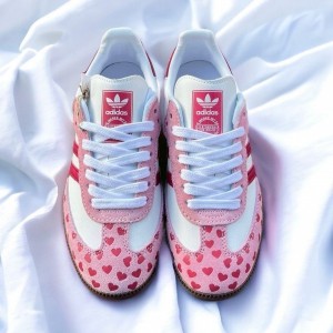 A didas Samba X CDG Sneakers