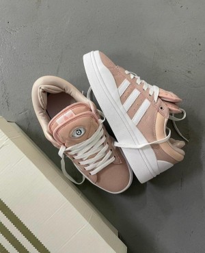 A DIDAS BAD BUNNY X CAMPUS PINK WOMEN