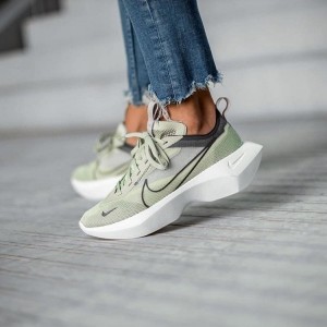 N IKE ZOOM VISTA LITE GREEN FOR GIRLS