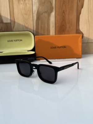 LOUI S VUITTIO N SUNGLASS