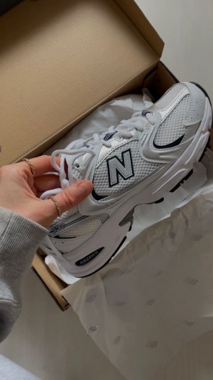 New Balance 530 White Navy