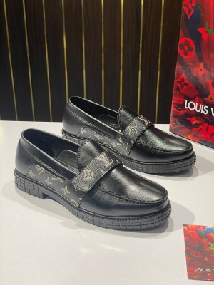 _Louis_Vuitton_derby_harness_loafers_black