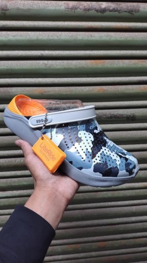 Croc S military edition