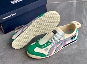 PandaPrank X Onitsuka Tiger SlipOn green 207 bg