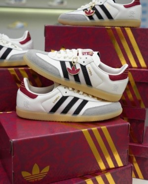 Adidass samba og Cloud White Core Black Active Maroon st