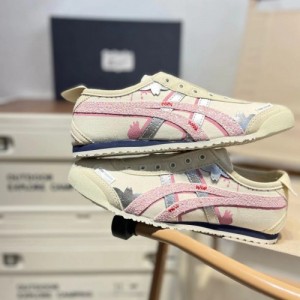 Panda Prank x Onitsuka Tiger Mexico 66 Pink