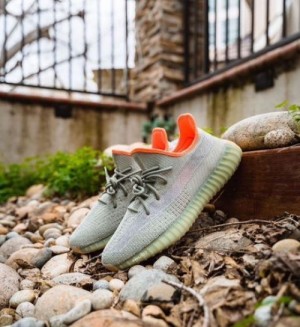 Adidass Yeezy 350 Boost Desert Sage Semi UA