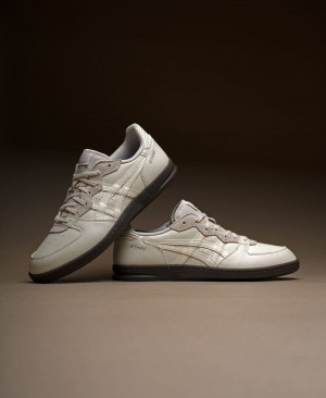 Asicss Skyhand OG Pale Oak Cream