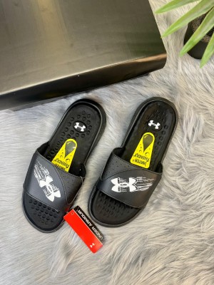Under Armou r black slide sale