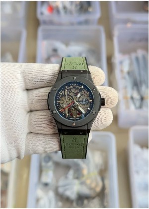 Hublot Big Bang Automatic With OG kit Box