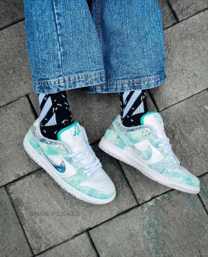 sb dunk low x steam puppet year of the dragon