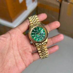 Rolex 2025 Sky Dweller Yellow Gold Oyster