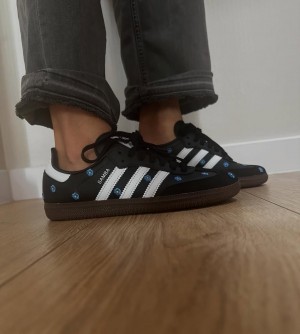 Adidass Originals Samba OG Sneakers Light Blue Floral Core Black