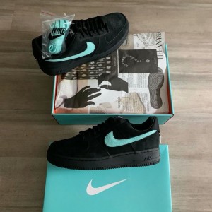 NIKE AIRFORCE 07 x TIFFANY N CO SEMI UA PACKING