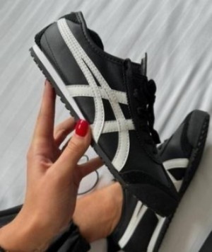 Onitsuka Tiger Mexico 66 Black White Sneakers For Girls
