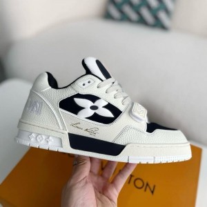 Louis Vui ton stripe lv trainer flower monogram cream black