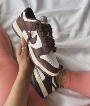 Nik_ee SB Dunk Low Cacao Women s