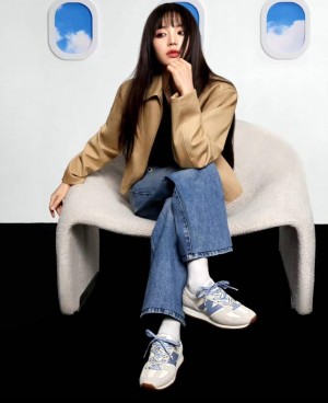 New Balance 471 White Blue Women s