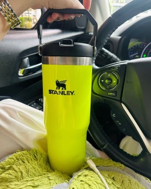 Stanley IceFlow Flip Straw Tumbler 30 oz Neon Yellow