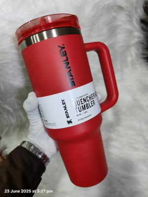 Stanley Quencher ProTour Flip Straw Tumbler Blood Red