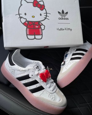 Adidass samba X hello Kitty white pink