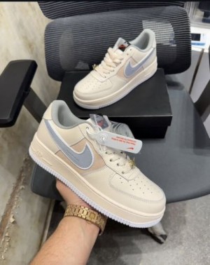 Nikee Airforce 1 Low Beige Reflective