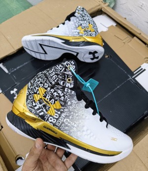 Under Armour Curry 1 MVP Trophy Gold Mt