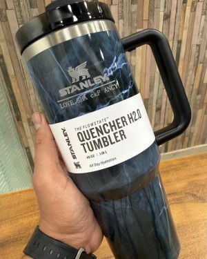 Stanley Quencher Marble Edition Tumbler Full Black