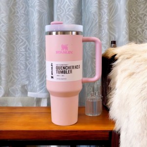  Stanley The Quencher H2 0 Flowstate Tumbler 40 OZ Light Pink