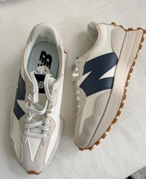 New Balance 327 White Gum
