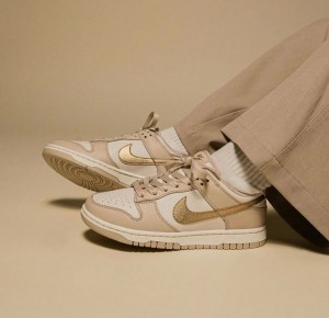 Nikee Dunk Low Phantom Metallic Gold