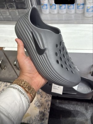 Nikee ReactX Rejuven 8 Grey mr