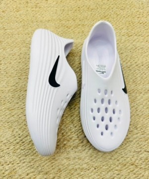 Nikee ReactX Rejuven 8 fs