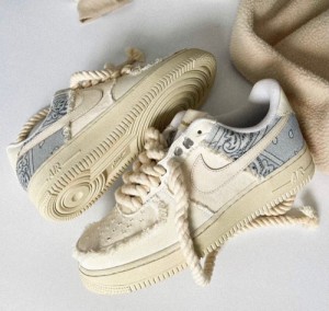 NIKEE AIRFORCE 1 BIG BANG CHUNKY LACE