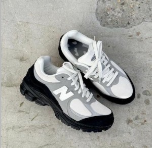 New Balance Basement X 2002r