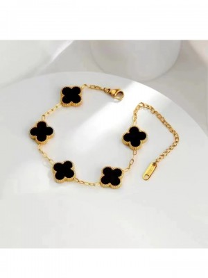 Clover BRACELET Stainless Steel Anti Tarnish Premium Quality