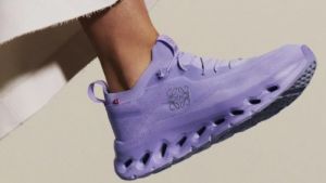 On-RUNNING CLOUD X LOEWE PURPLE