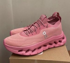 On Cloud Loewe Pink Running Shoes