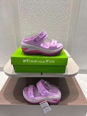 Crocccs Mega Crush Sandal Purple