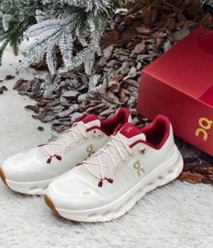 On Running Cloudtilt Pearl Ivory Year Of The Snake