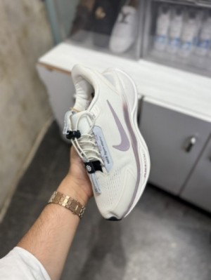 Nikee Pegasus Easy On White Grey