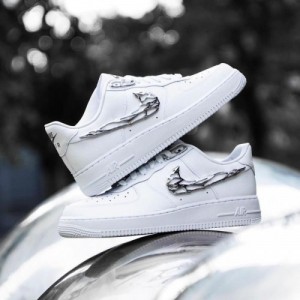Nikee Airforce 1 low molten metal