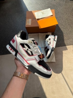 Louiss Vuittion Trainer Strap Black Red