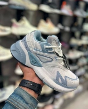 amirii ma runner blue white