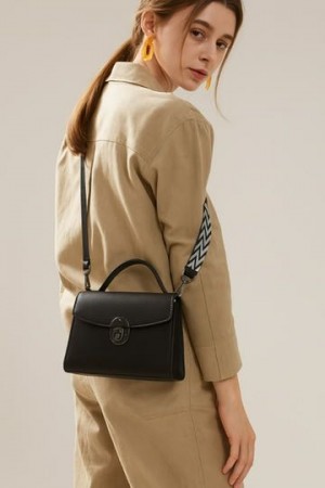 Liora Moon Handbag With Textured Black Belt Black A103