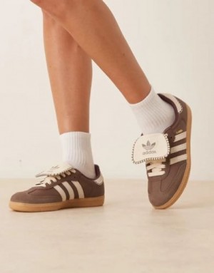 samba earth white choclate womens fix