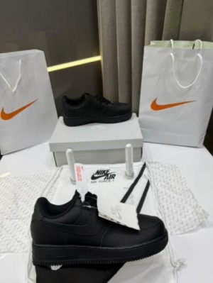 airforce 1 low 07 triple black ua quality with dust bag hand carry bag