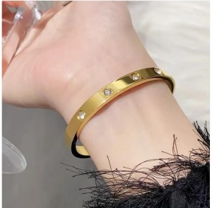 Golden crystal stone Carter bracelet adjustable 